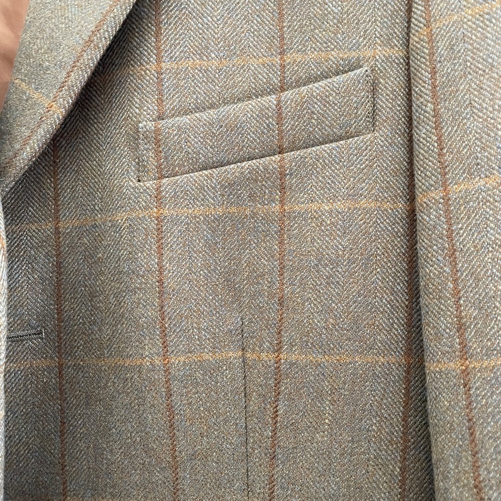 Tweed Three Button Hacking / Sport Coat 44R+